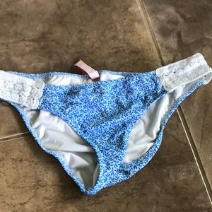 Bathing suit